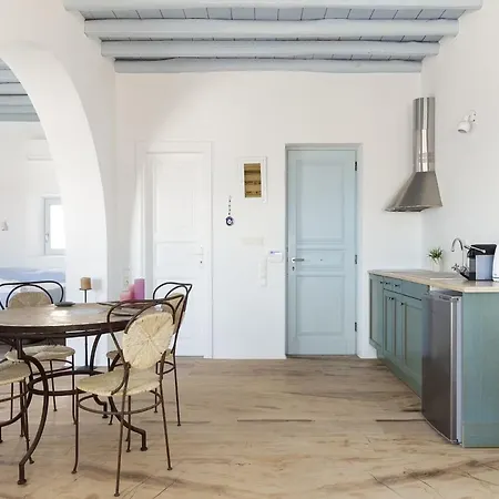 Villa With Panoramic Sea Views *